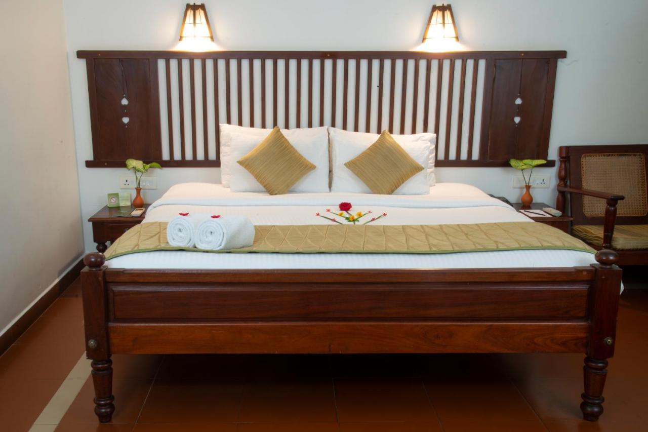 Greenwoods Resort, Thekkady Bagian luar foto